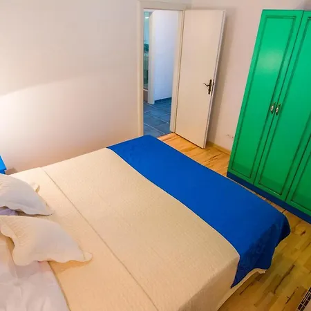 Jadranka Beachfront & Pool Villa Maslinica
