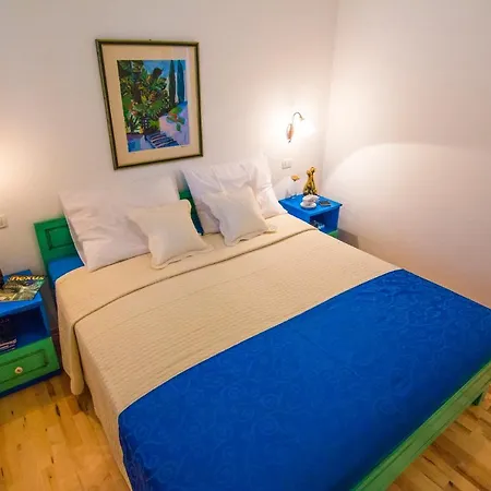 Jadranka Beachfront & Pool Maslinica