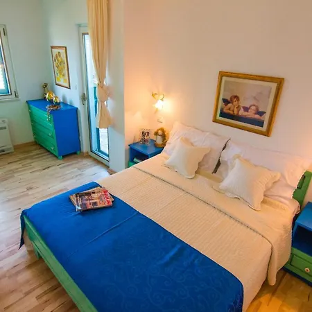 Jadranka Beachfront & Pool Maslinica